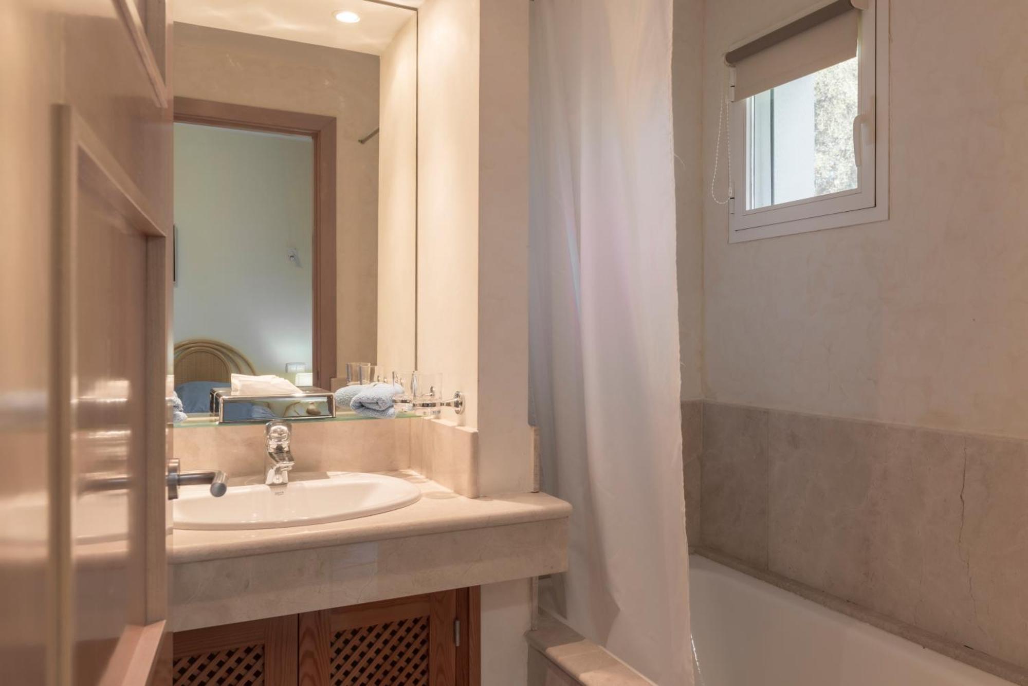 Resort Villas Andalucia Benalup-Casas Viejas Ngoại thất bức ảnh