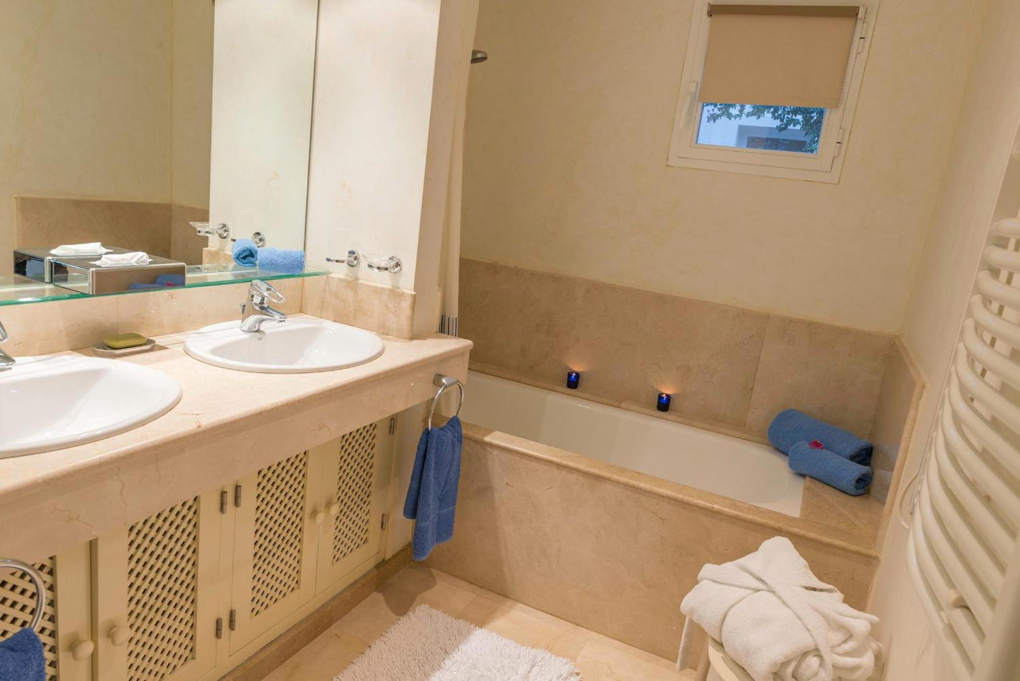Resort Villas Andalucia Benalup-Casas Viejas Phòng bức ảnh
